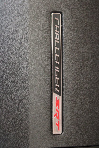 09 2009 DODGE CHALLENGER SRT8 DASH BOARD INSTRUMENT PANEL BLACK LEATHER OEM