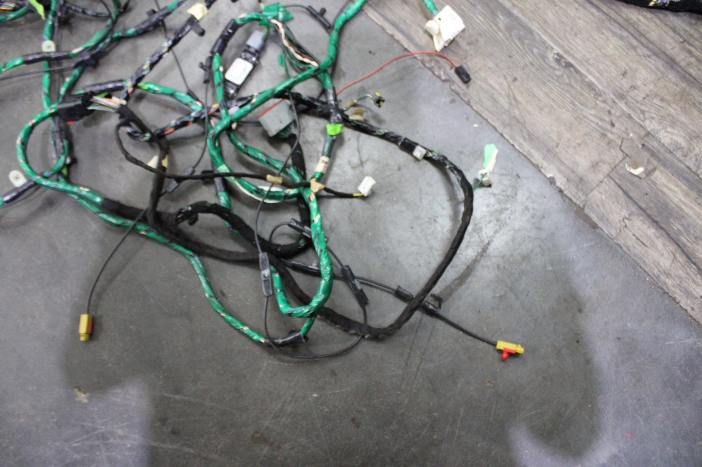 2008 Dodge Charger 6.1L SRT-8 Auto OEM Body Wire Wiring Harness Assembly