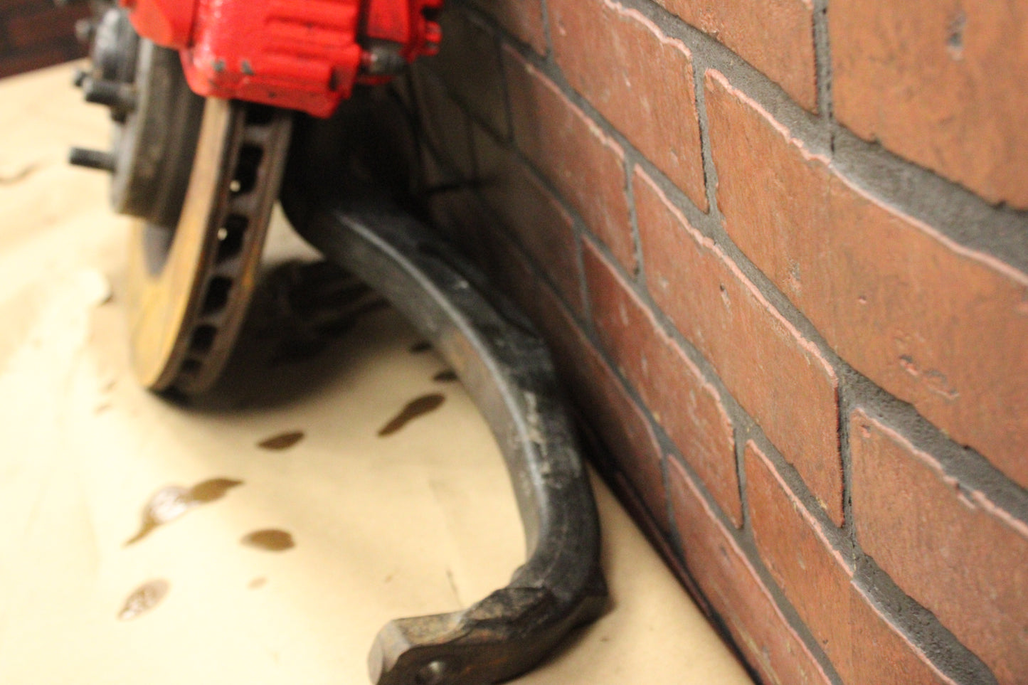 05-10 CHARGER CHALLENGER 300 SRT8 OEM FRONT SPINDLE KNUCKLE BREMBO ROTOR SET