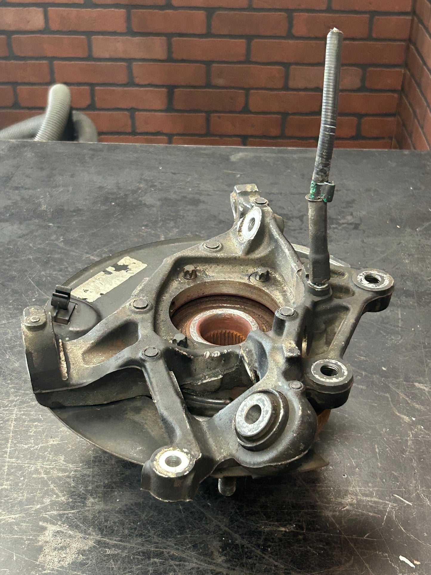 15-23 Dodge Charger Challenger 392 Scat SRT Left Rear Spindle Knuckle Assy Oem