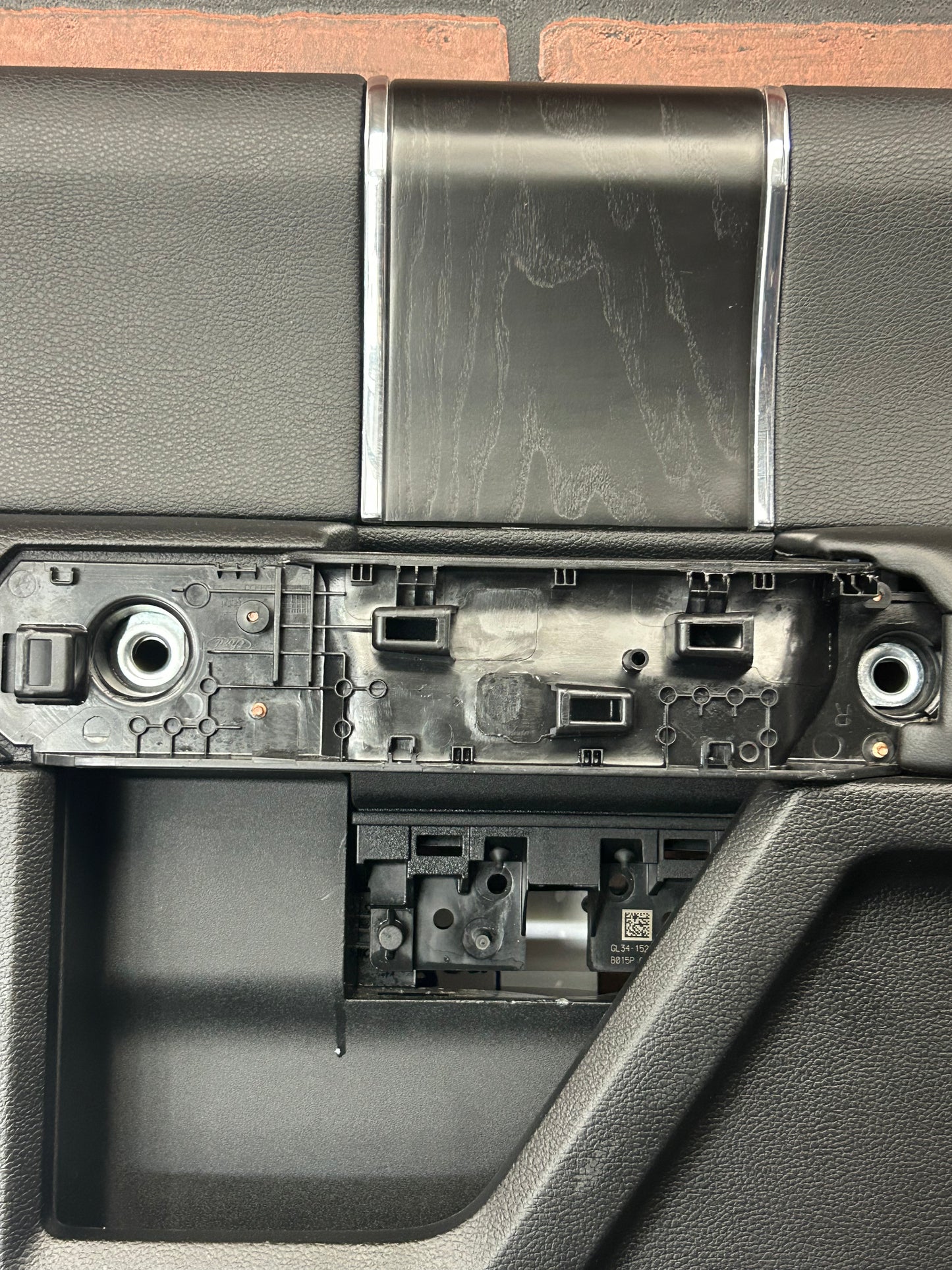 15 FORD F150 PLATINUM CREW INTERIOR DOOR TRIM PANEL REAR RIGHT PASSENGER BLACK