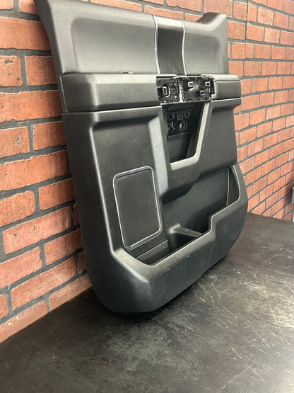 15 FORD F150 PLATINUM CREW INTERIOR DOOR TRIM PANEL REAR RIGHT PASSENGER BLACK