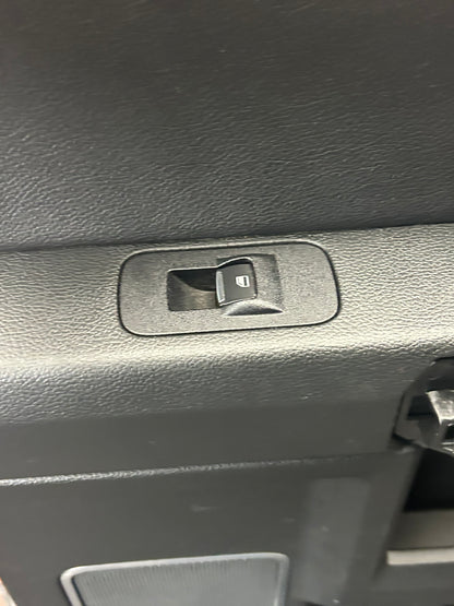 15 FORD F150 PLATINUM CREW INTERIOR DOOR TRIM PANEL REAR RIGHT PASSENGER BLACK