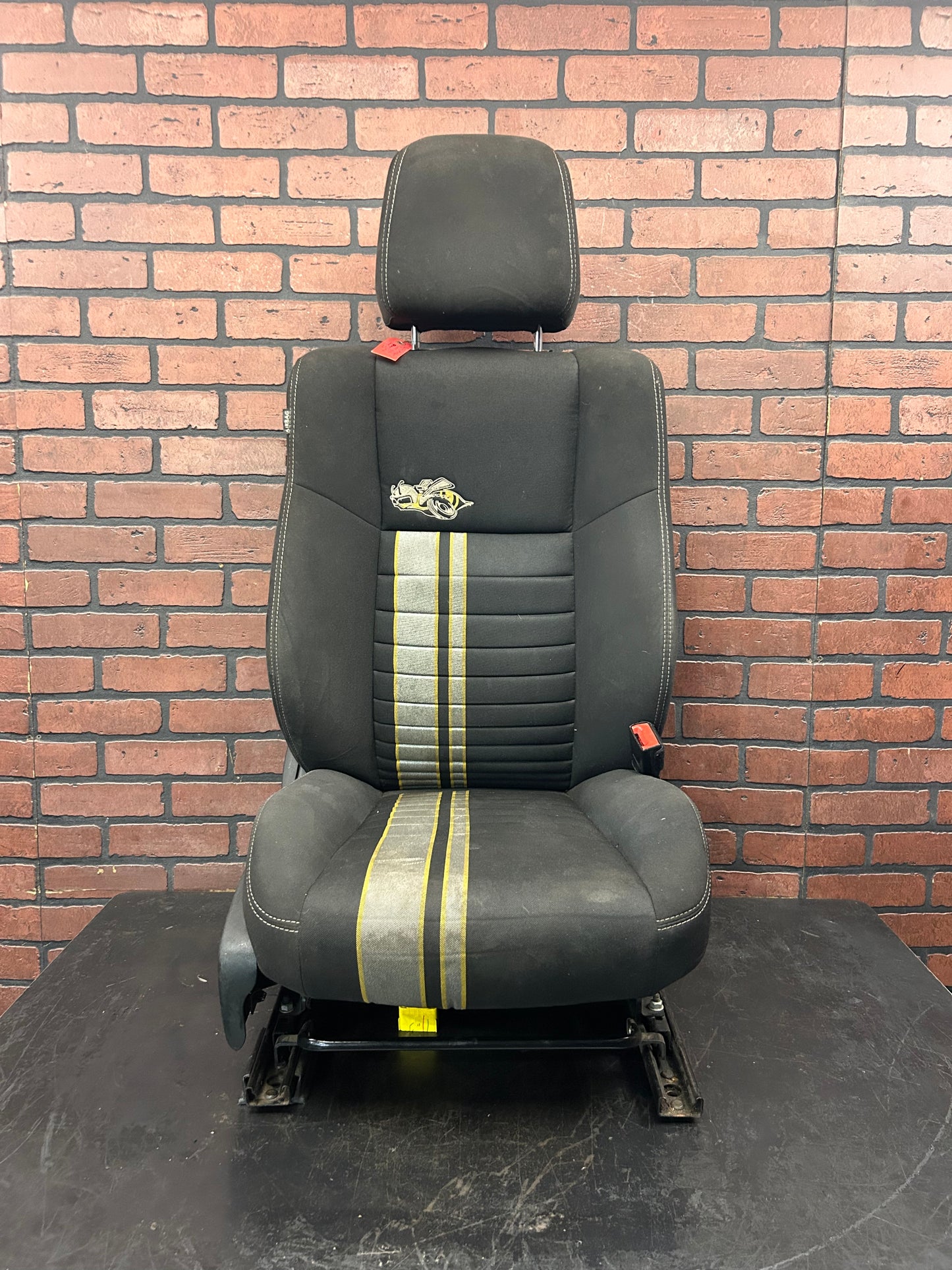2011-2014 DODGE CHARGER FRONT RIGHT PASSENGER SIDE SEAT CLOTH BLACK OEM