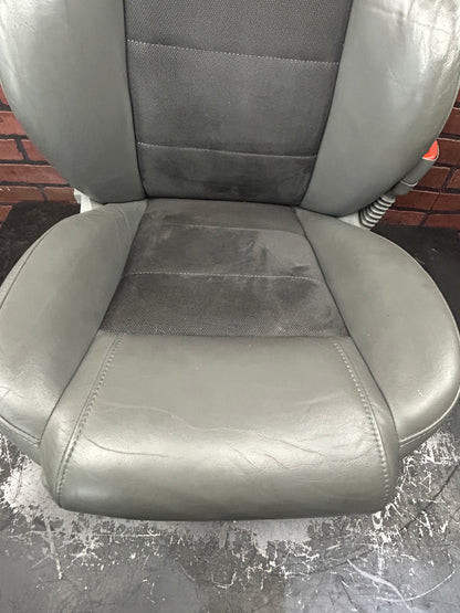 2005-2010 Jeep Grand Cherokee SRT8 Front Passenger RH Seat Bucket Leather