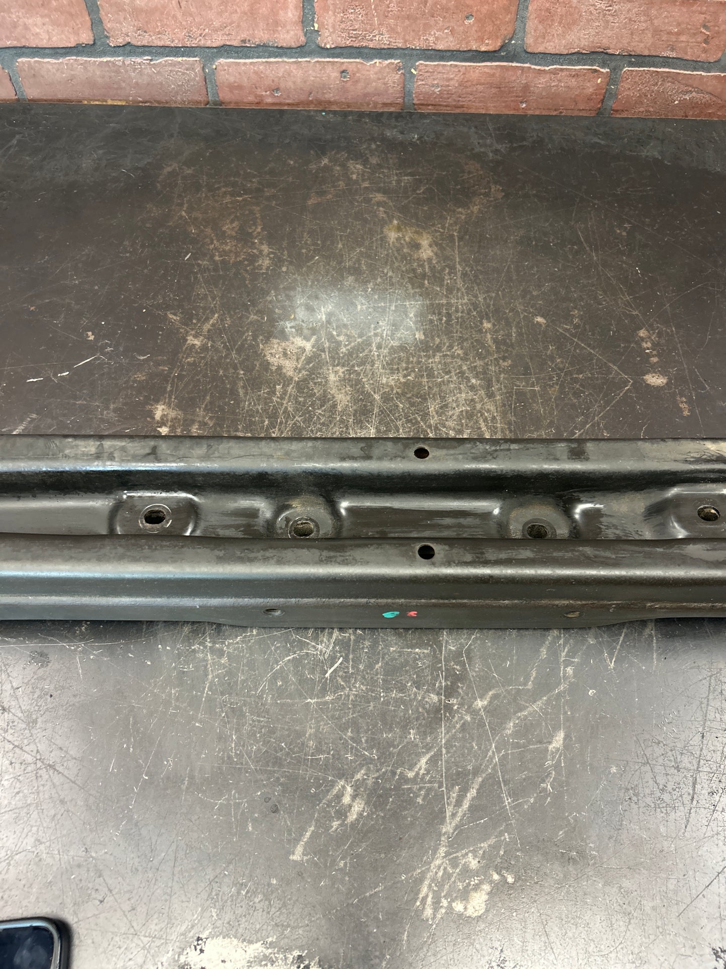 05-10 Jeep Grand Cherokee Commander Genuine Mopar Transmission Cross Member