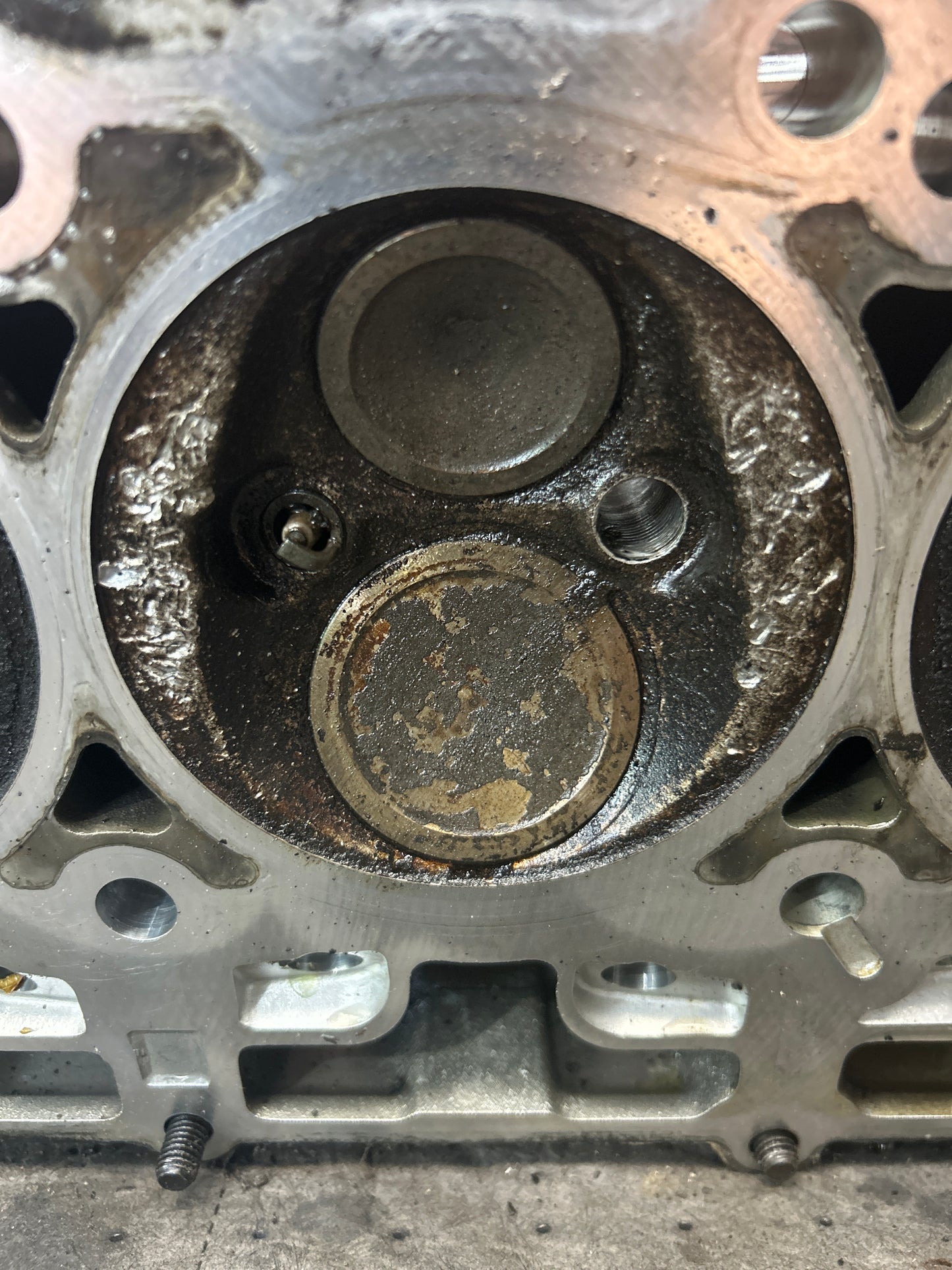 DMG 2006-2010 Dodge Jeep 6.1l Hemi SRT8 OEM Driver Left Side Cylinder Head