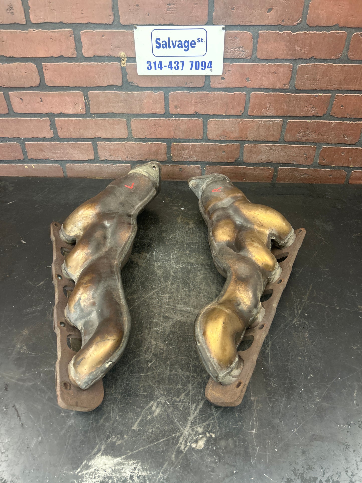 2006-2010 JEEP GRAND CHEROKEE SRT 8 6.1L HEMI EXHAUST MANIFOLD HEADER OEM