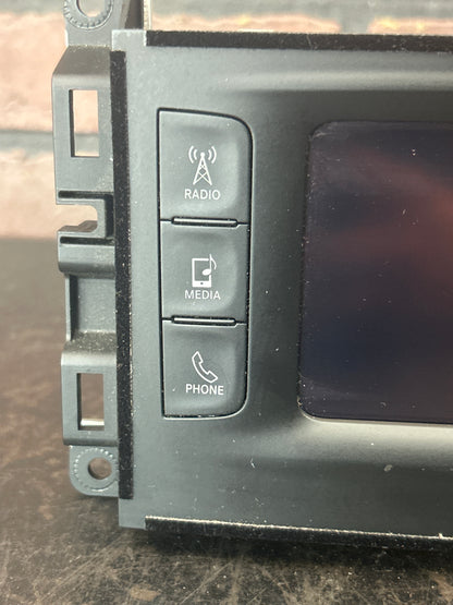 2015 2016 Jeep Grand Cherokee OEM VP2 5" Touch Screen AM FM SAT Radio Receiver