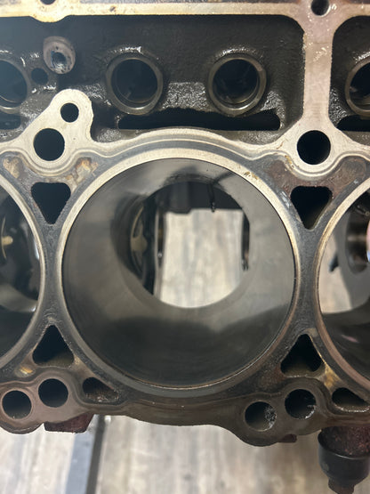2005-2010 Jeep Dodge Chrysler SRT8 6.1L Engine Cylinder Block Bare Block OEM