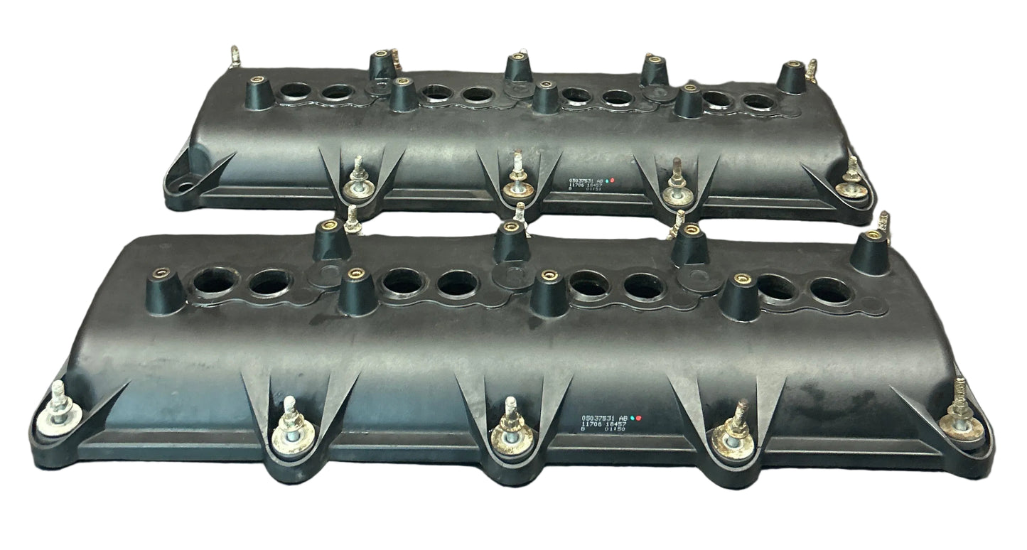 2006-2010 Jeep Cherokee SRT8 6.1l Hemi Genuine OEM Valve Covers Pair LH + RH Set