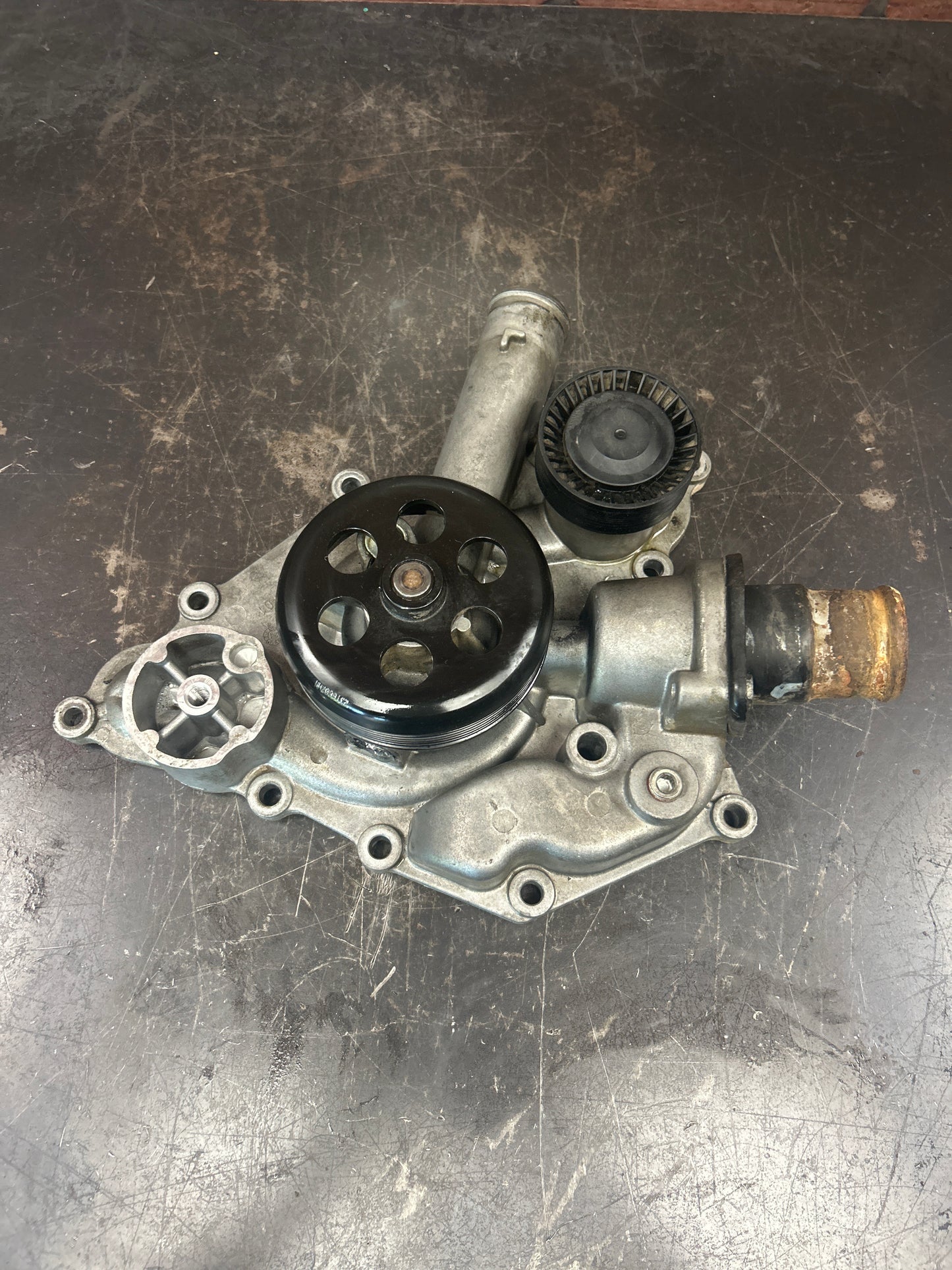 2005-2010 Chrysler Dodge Jeep SRT8 Mopar Water Pump Assembly 5.7L 6.1L HEMI OEM