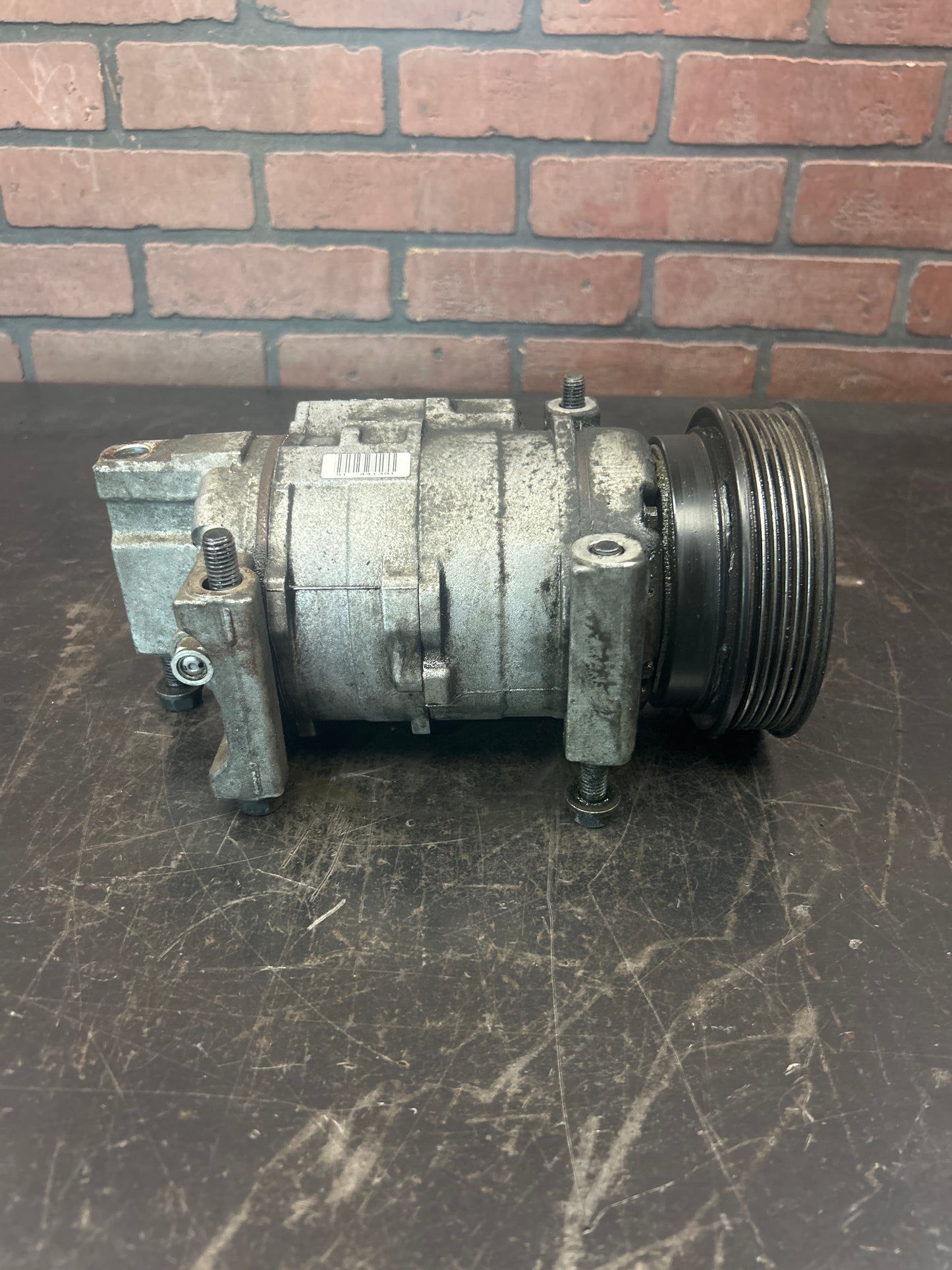 2005-2010 Grand Cherokee SRT8 A/C Compressor Air Conditioner Pump OEM 6.1L