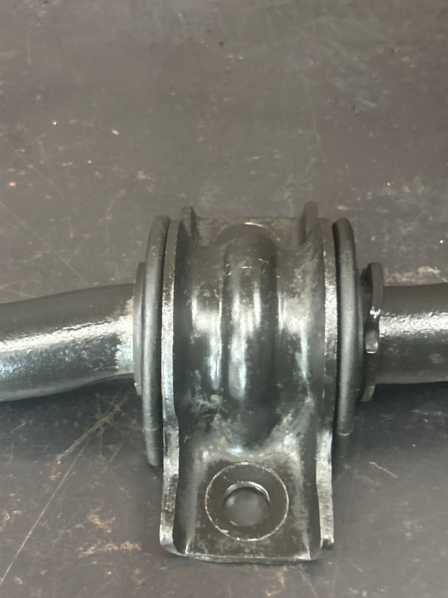2005-2010 Jeep Grand Cherokee SRT8 Rear Stabilizer Sway Bar Assembly OEM