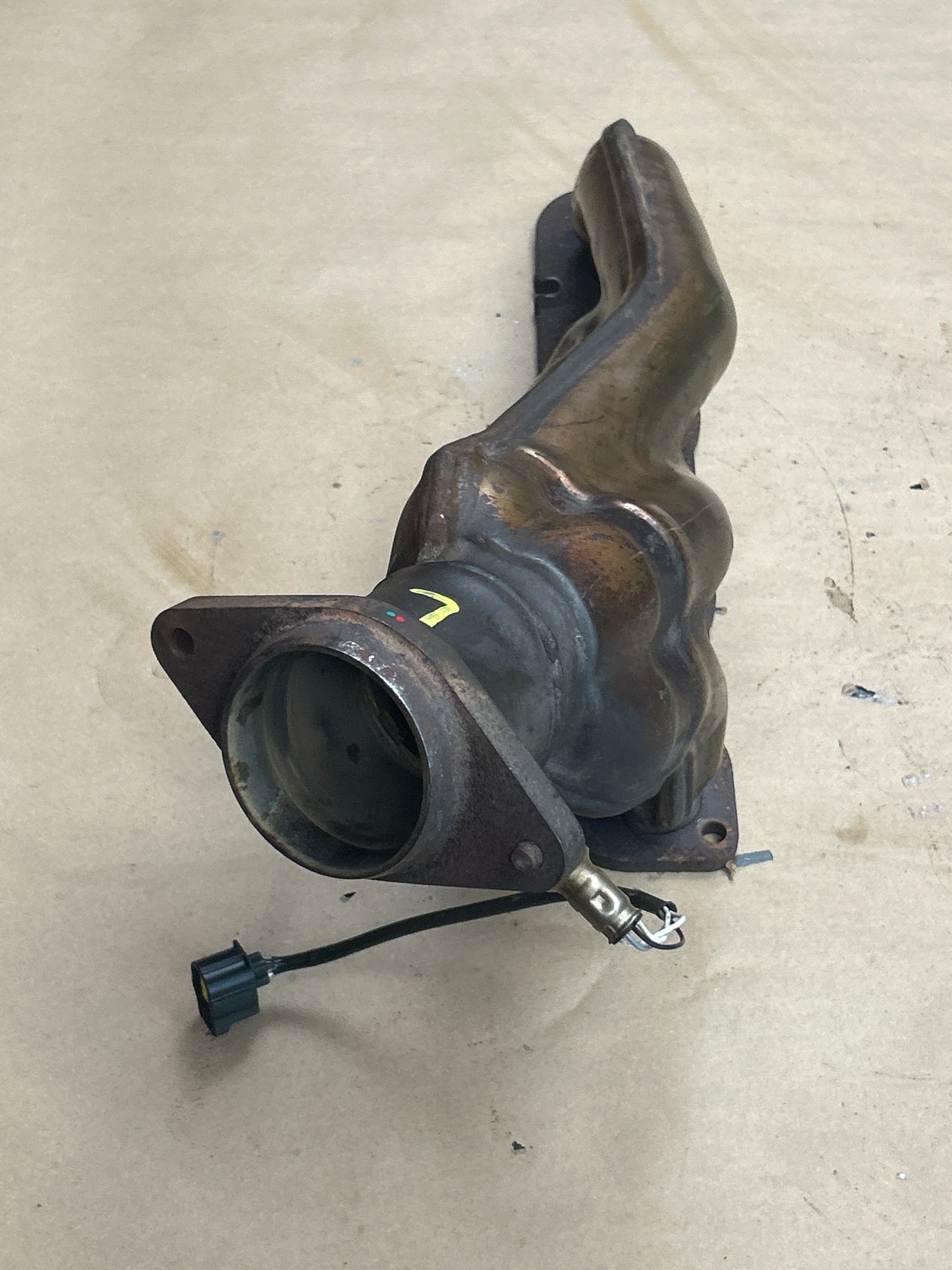 2015-2021 Challenger Charger SRT Scat 6.4L Hemi OEM Left Driver Exhaust Manifold