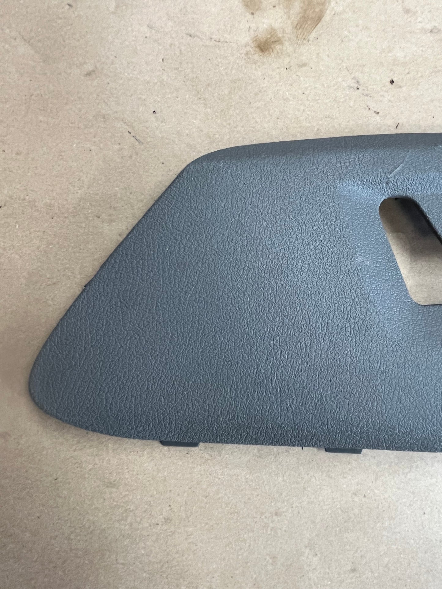 2005-2010 Jeep Grand Cherokee Commander Seat Adjuster Shield with Control Panel
