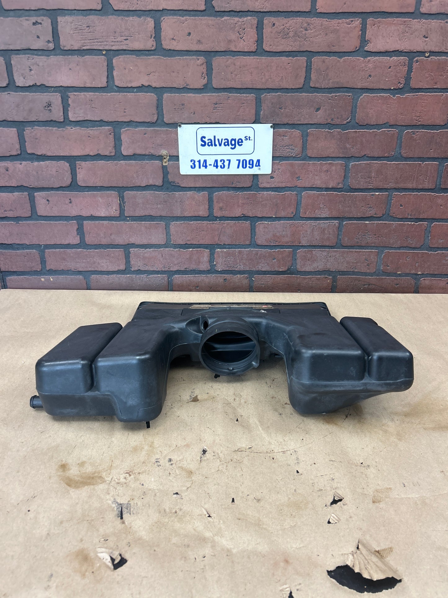 1998-2002 Camaro Pontiac Firebird Air Cleaner Cover Housing Duct Intake