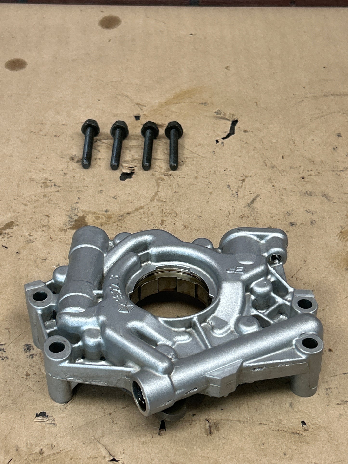 2006-2010 OEM Dodge Jeep Chrysler SRT8 6.1L Hemi Engine Oil Pump Assembly
