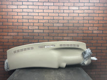 2000-06 Tahoe Suburban Yukon Avalanche 99-06 Silverado Sierra Molded Dash Cover