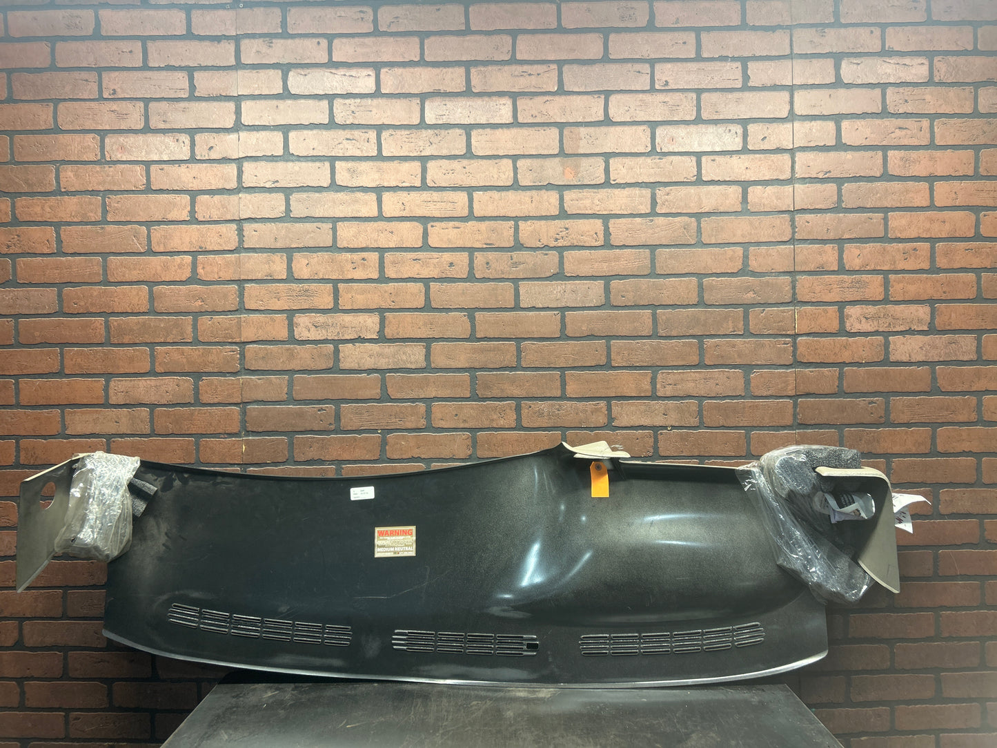2000-06 Tahoe Suburban Yukon Avalanche 99-06 Silverado Sierra Molded Dash Cover