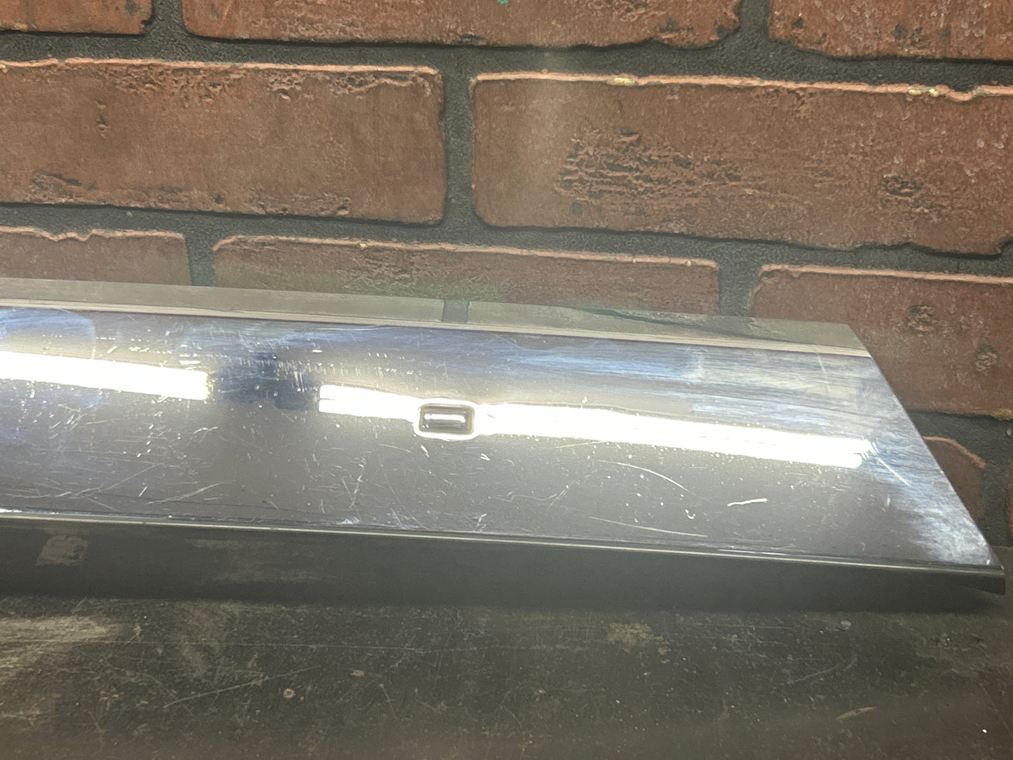 11-13 Jeep Grand Cherokee SRT8 Chrome Liftgate Handle Applique 68083083AA OEM