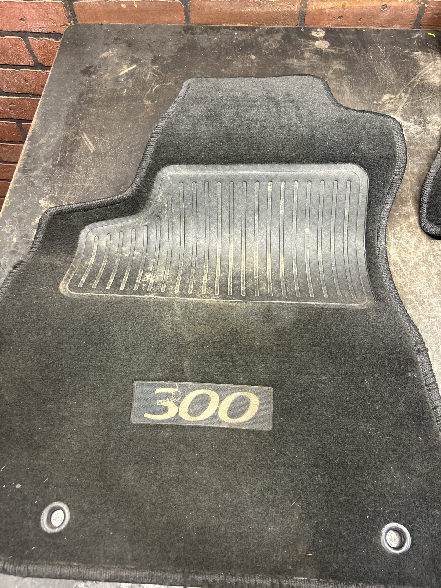 11-23 Chrysler 300 Genuine Mopar Floor Mats Set OEM Carpet Liners Pads Trays