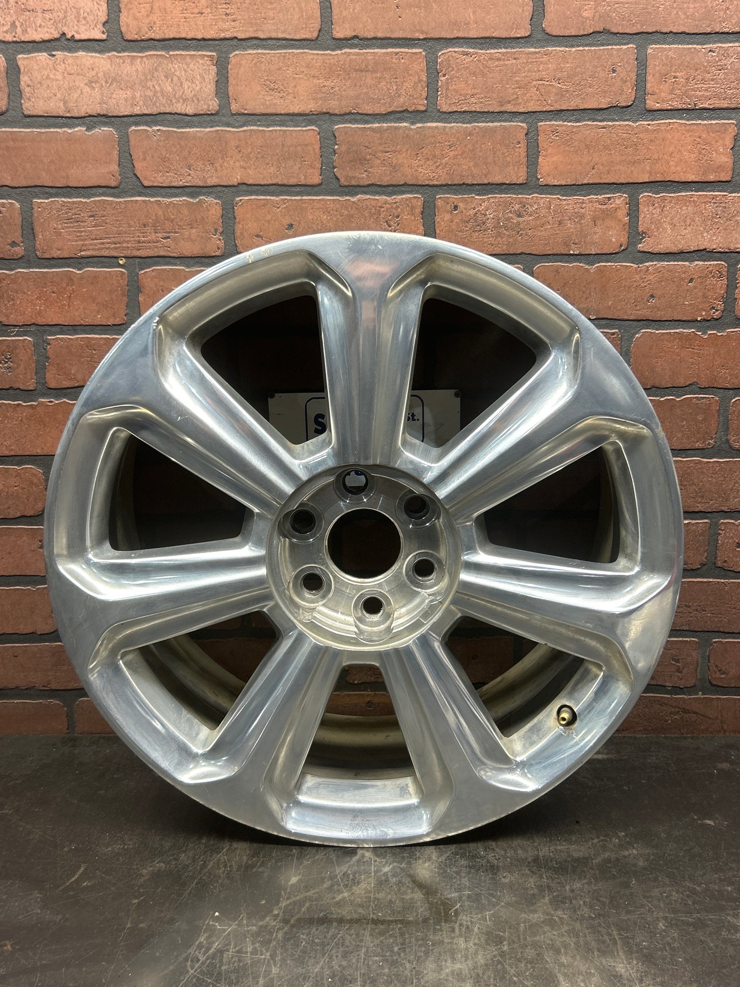 13-16 Cadillac SRX  Alloy Factory Wheel 7 I-Spoke Polished 20x8 Alloy Factory