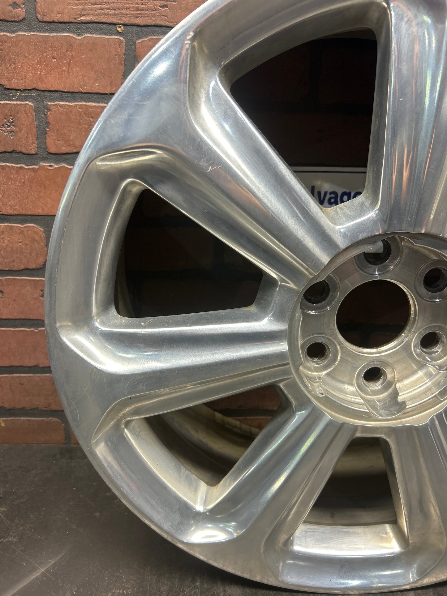 13-16 Cadillac SRX  Alloy Factory Wheel 7 I-Spoke Polished 20x8 Alloy Factory