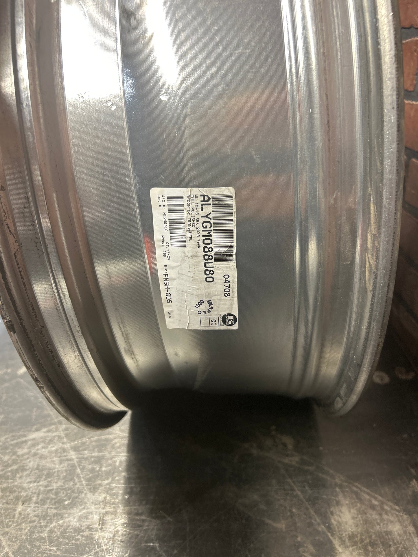 13-16 Cadillac SRX  Alloy Factory Wheel 7 I-Spoke Polished 20x8 Alloy Factory