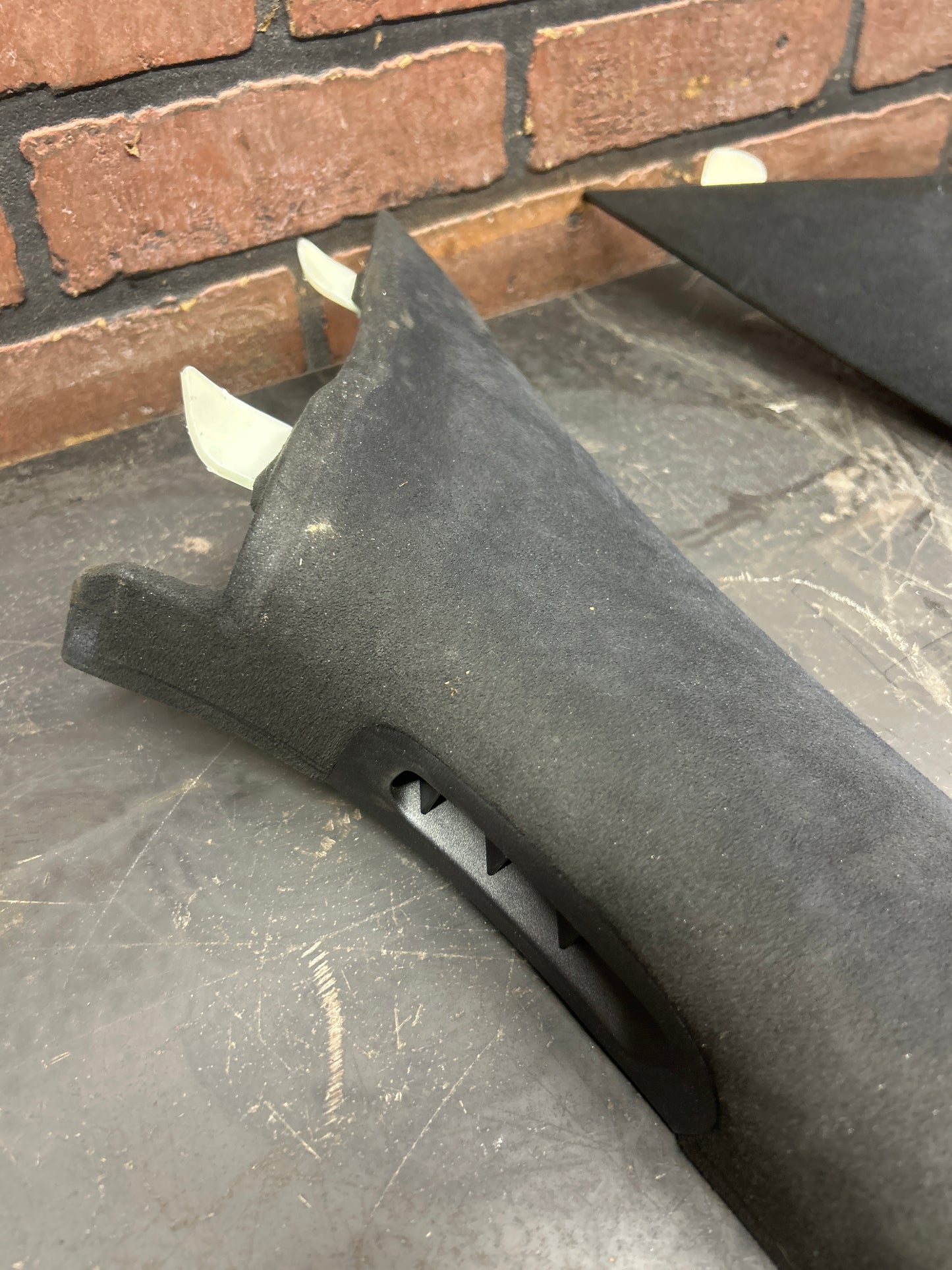 2014-2015 JEEP GRAND CHEROKEE SRT 6.4L SUEDE Driver & Passenger A PILLAR SET OEM