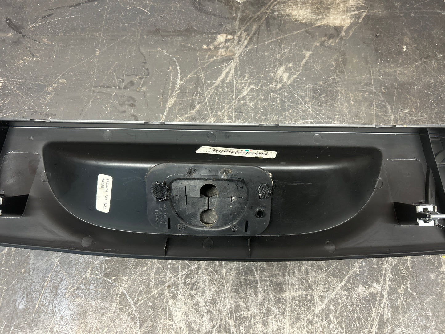 2011-2021 Jeep Grand Cherokee SRT8 Liftgate Door Sill Scuff Plate OEM 1NR39DX9AE