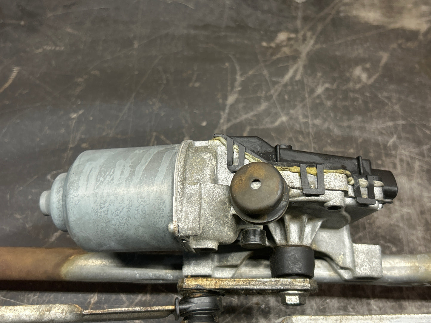 14-15 OEM Jeep Grand Cherokee/Durango Windshield Wiper Motor Linkage W/ Module