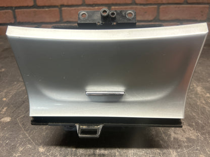 2014-2015 Jeep Grand Cherokee SRT8 Dash Storage Bin/Ashtray OEM X90020202SF