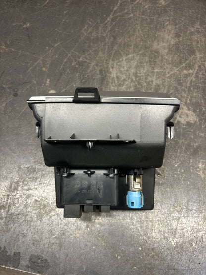 2014-2015 Jeep Grand Cherokee SRT8 Dash Storage Bin/Ashtray OEM X90020202SF