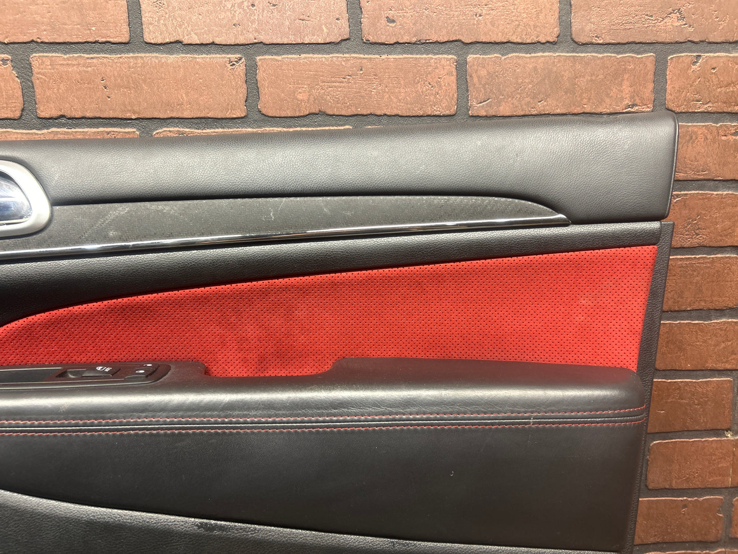 14-21 JEEP GRAND CHEROKEE SRT FRONT RIGHT RADAR RED DOOR COVER PANEL OEM SRT