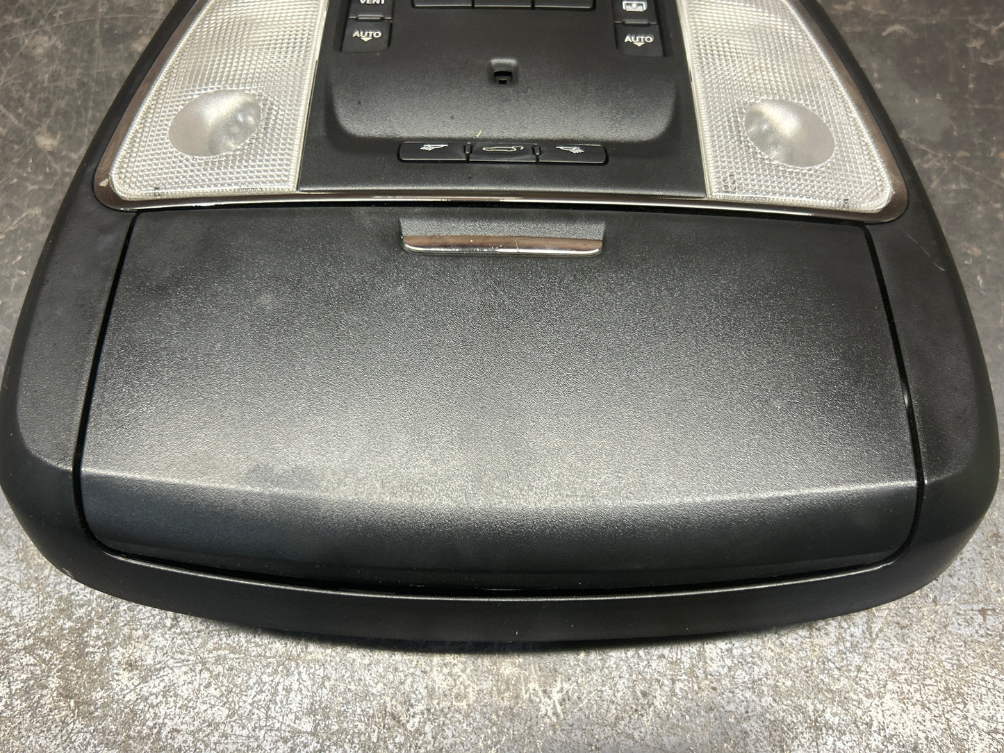 2014-2021 JEEP GRAND CHEROKEE SRT OEM SUNROOF OVERHEAD CONSOLE DOME LIGHT LAMP