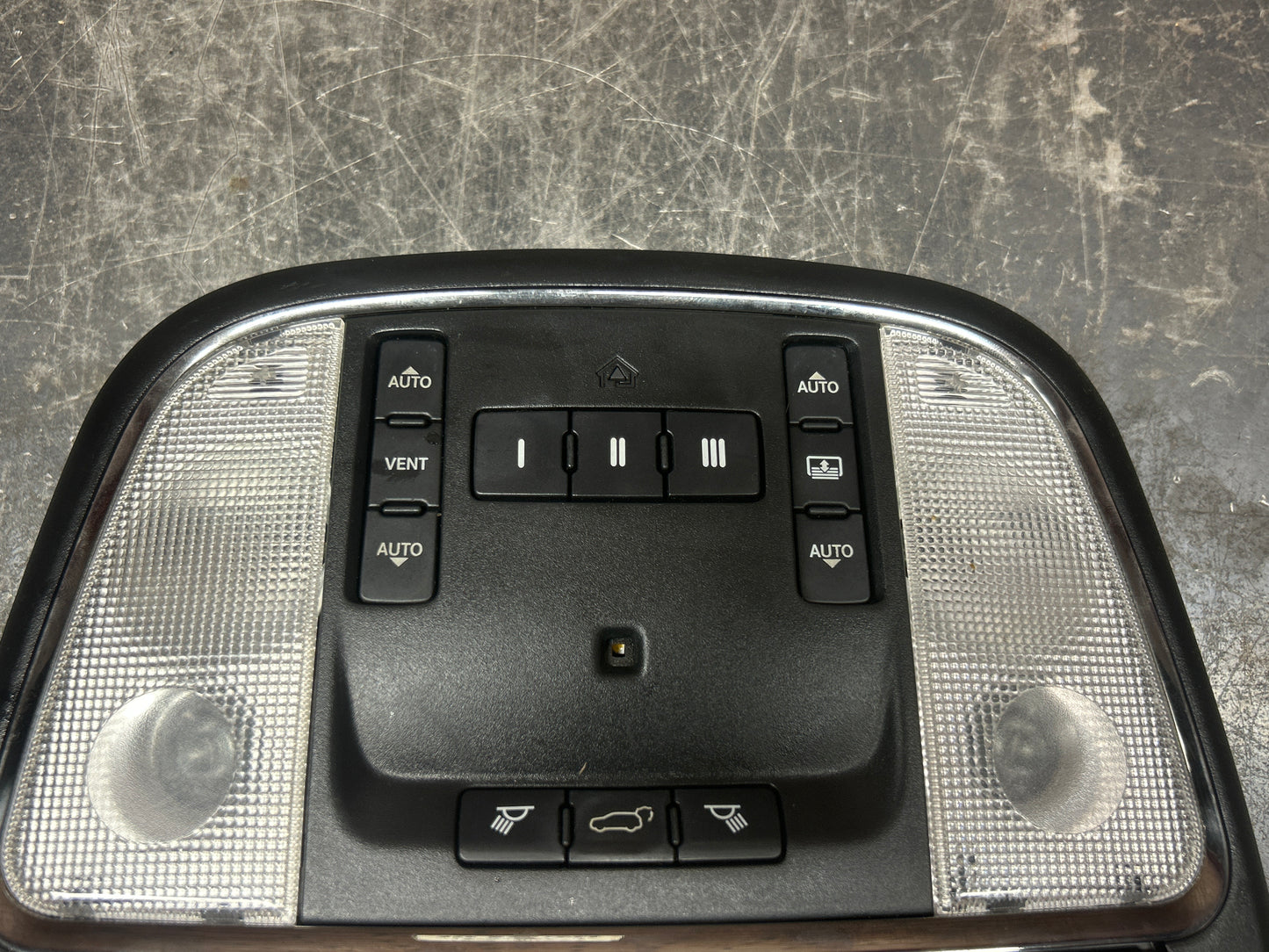 2014-2021 JEEP GRAND CHEROKEE SRT OEM SUNROOF OVERHEAD CONSOLE DOME LIGHT LAMP