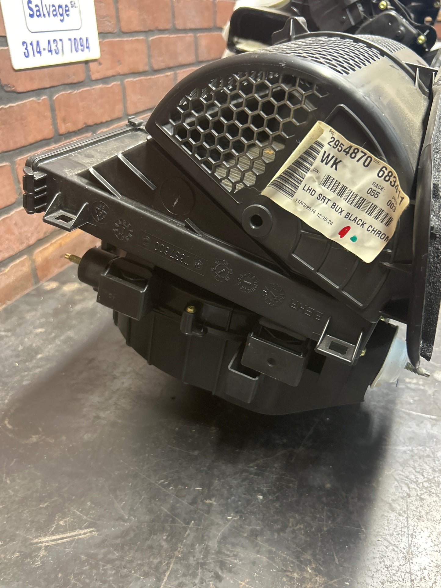 2014-2021 Grand Cherokee SRT HVAC AC Climate Heater Blower Motor Housing Box OEM