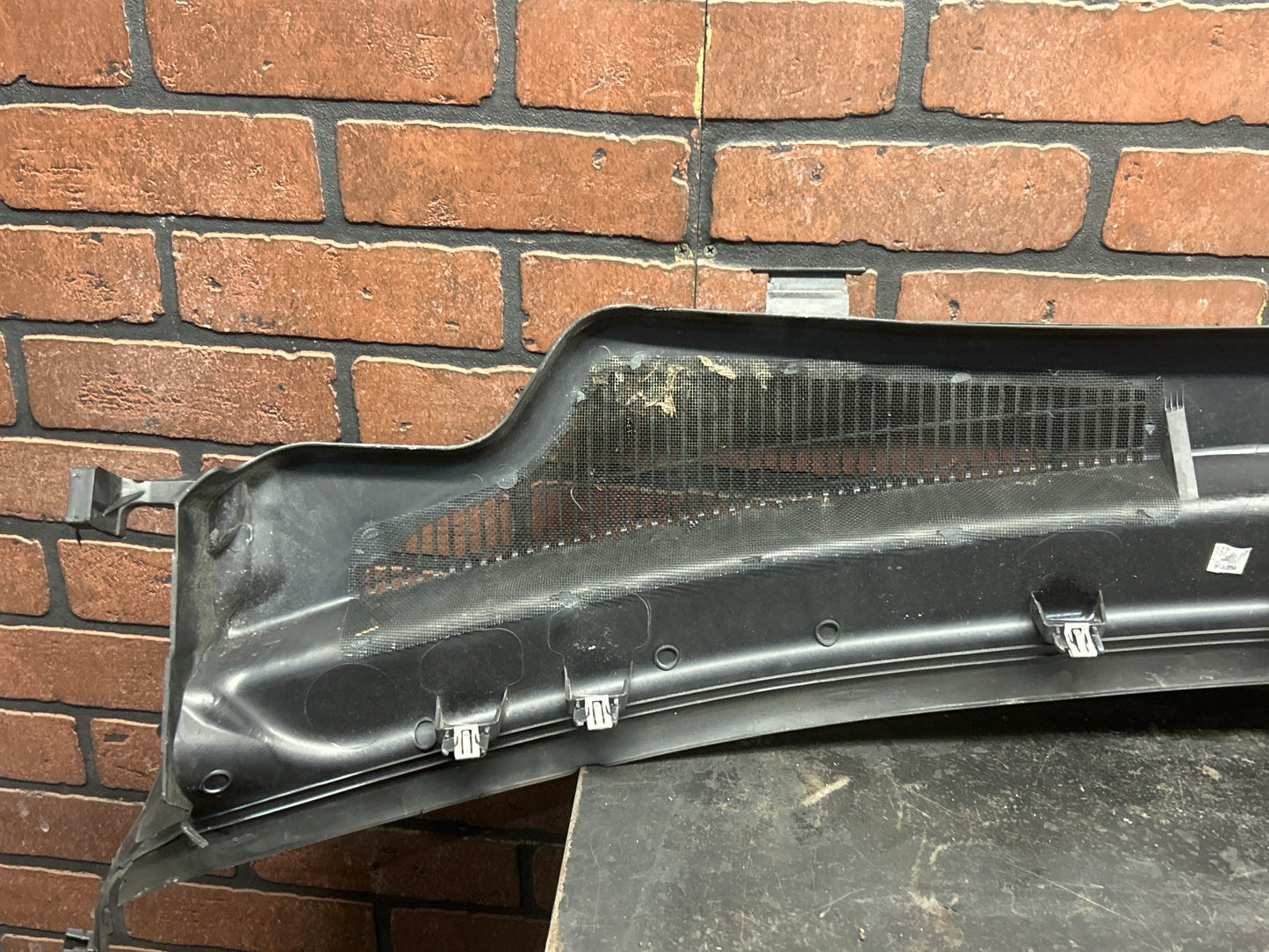 2011-2015 Jeep Grand Cherokee SRT Front Black Upper Cowl Panel 55079197AH