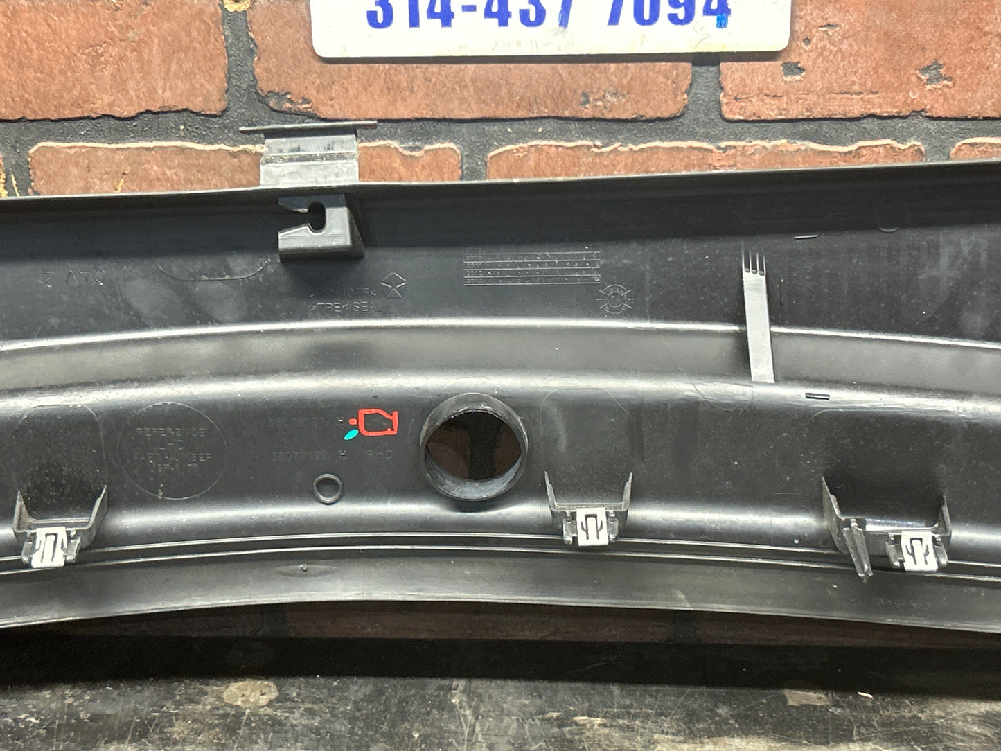 2011-2015 Jeep Grand Cherokee SRT Front Black Upper Cowl Panel 55079197AH
