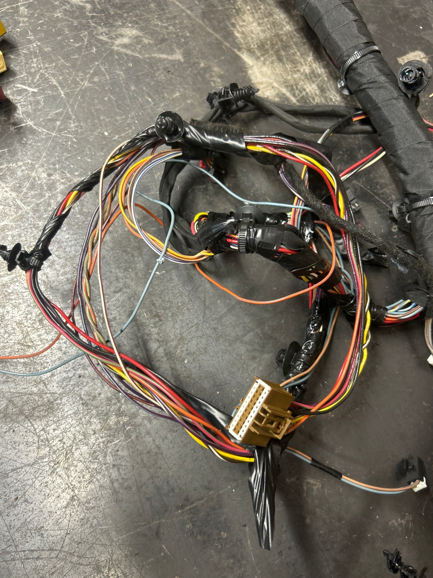 2015 Jeep Grand Cherokee SRT Dash Wiring Harness Instrument Panel OEM