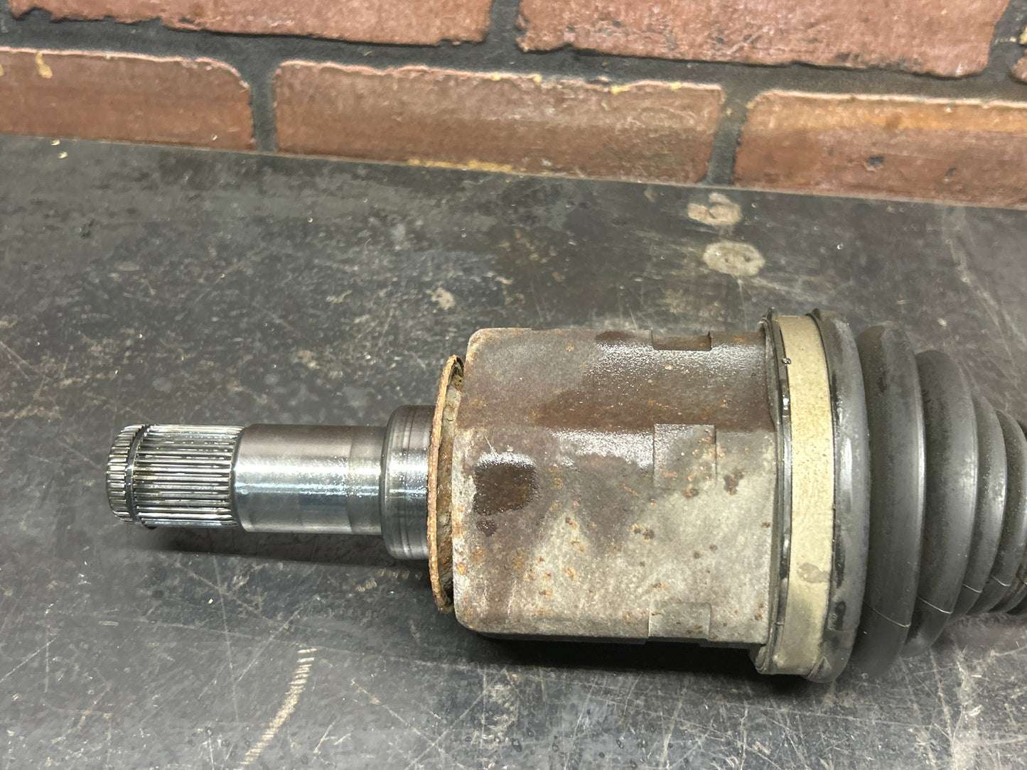 2011-2021 JEEP GRAND CHEROKEE SRT 4WD FRONT LEFT DRIVER SIDE AXLE SHAFT OEM