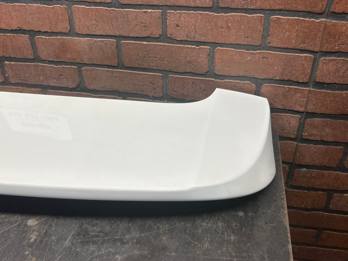15-23 Jeep Grand Cherokee OEM Rear Tailgate Trunk Spoiler 68217495 / 1VN50GW7AD