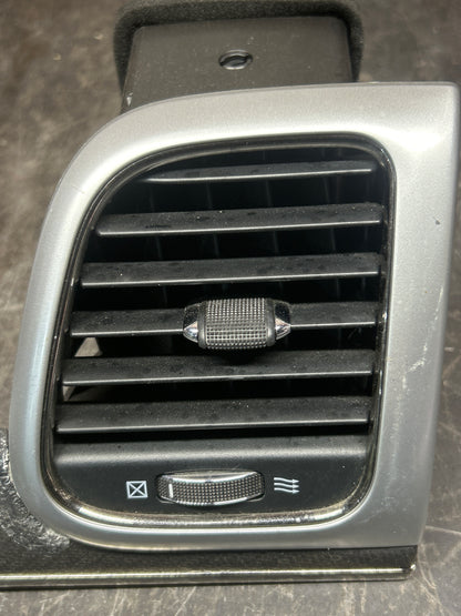 2011-2021 Jeep Grand Cherokee SRT Passenger Right Outer Dash Vent OEM 11977641