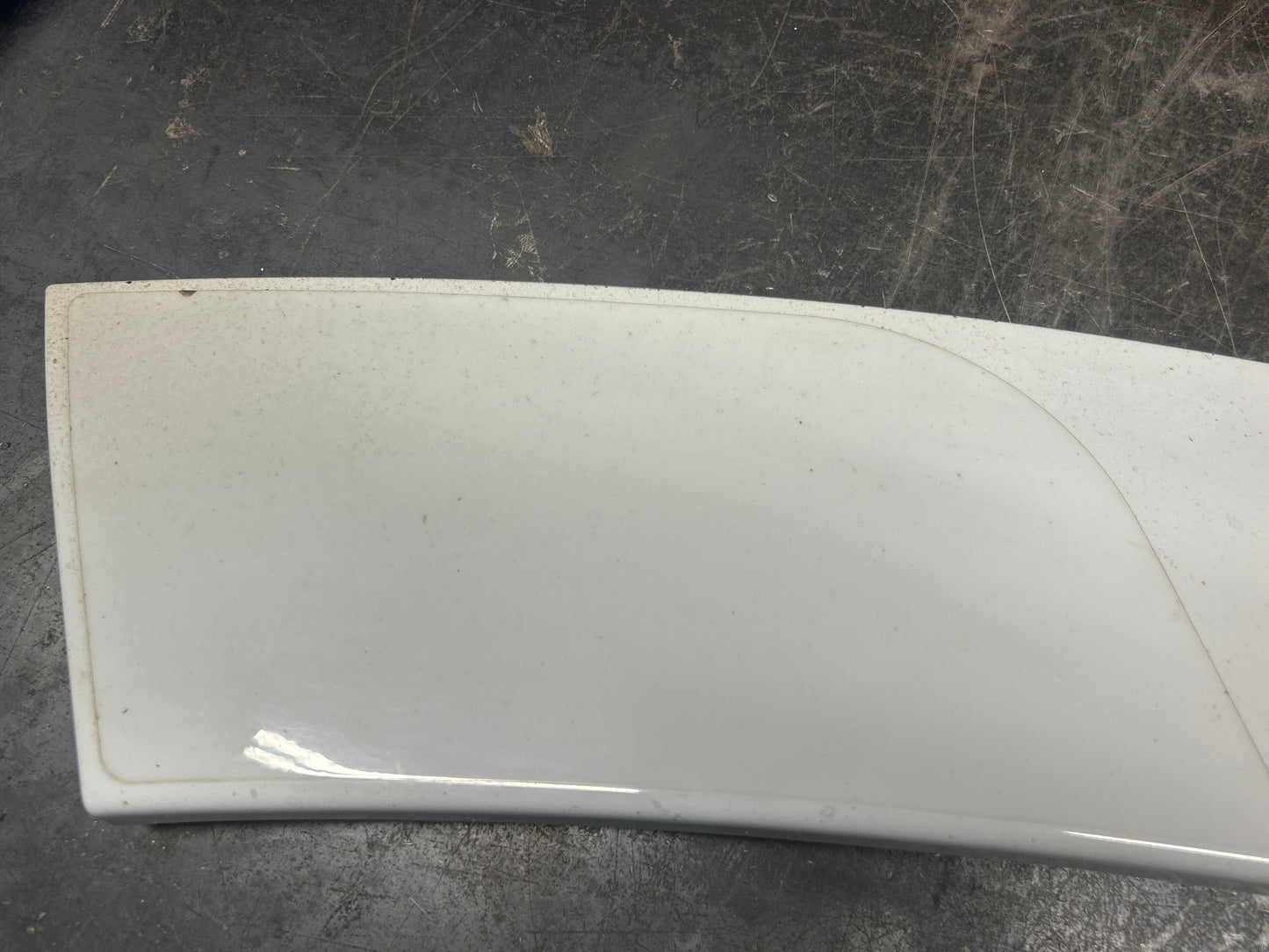 2014-2021 GRAND CHEROKEE SRT/TRACKHAWK WK2 REAR LEFT HAND FENDER FLARE TRIM OEM