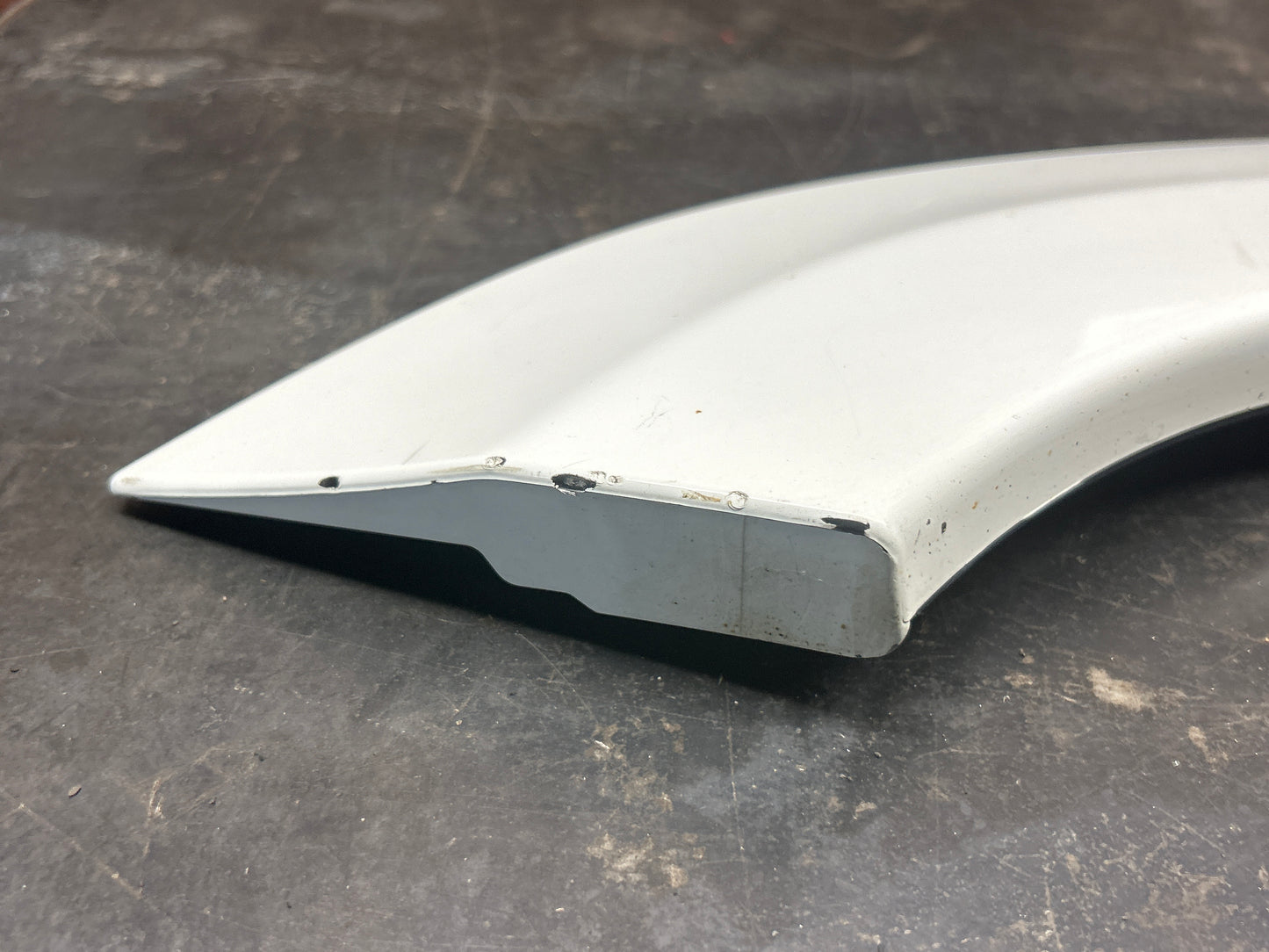 2014-2021 GRAND CHEROKEE SRT/TRACKHAWK WK2 REAR RIGHT HAND DOOR FLARE TRIM OEM