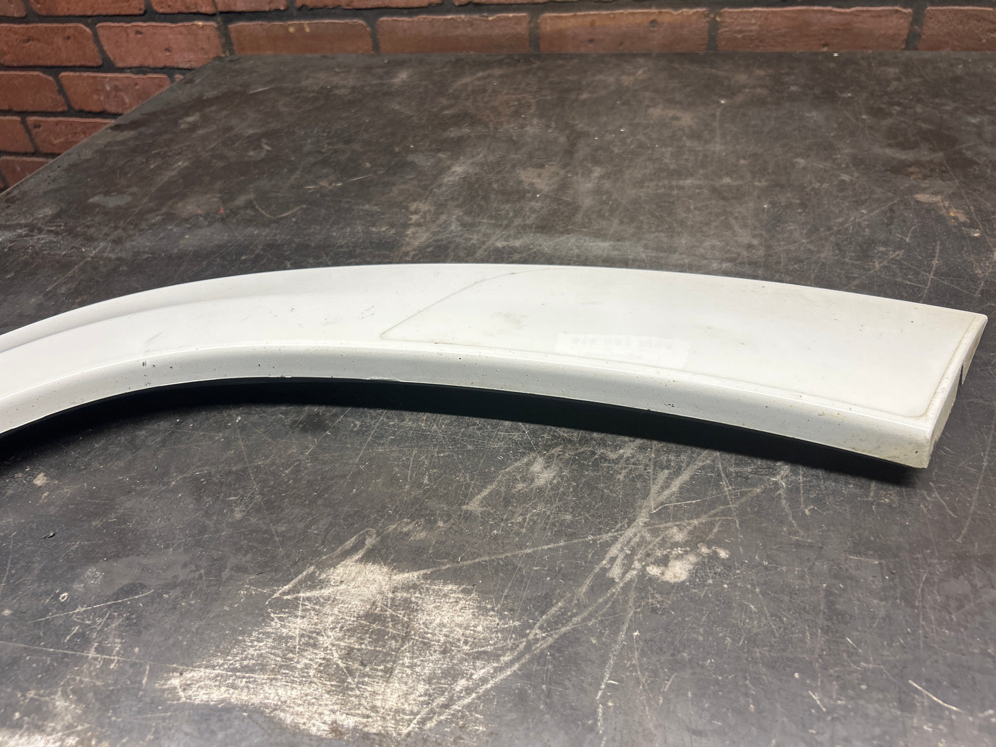 2014-2021 GRAND CHEROKEE SRT/TRACKHAWK WK2 REAR RIGHT HAND DOOR FLARE TRIM OEM