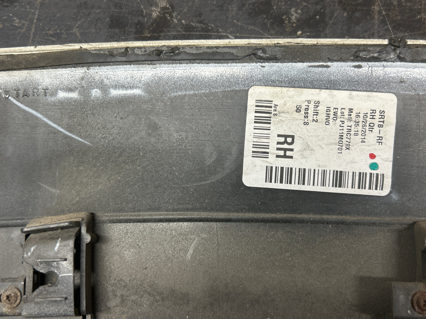 15-21 JEEP GRAND CHEROKEE SRT OEM REAR RIGHT FENDER PANEL FLARE MOLDING TRIM