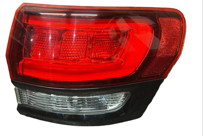 15-21 Jeep Grand Cherokee SRT Rear Right Tail Light  Assembly OEM 68142942AE