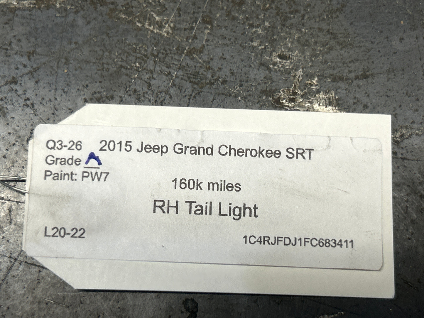 15-21 Jeep Grand Cherokee SRT Rear Right Tail Light  Assembly OEM 68142942AE